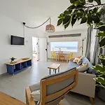 Lejlighed Volkkanrentals Casa Lila Seafront House