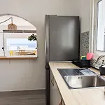 Volkkanrentals Casa Lila Seafront House Апартаменты *