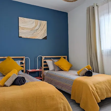 Volkkanrentals Casa Lila Seafront House Apartment