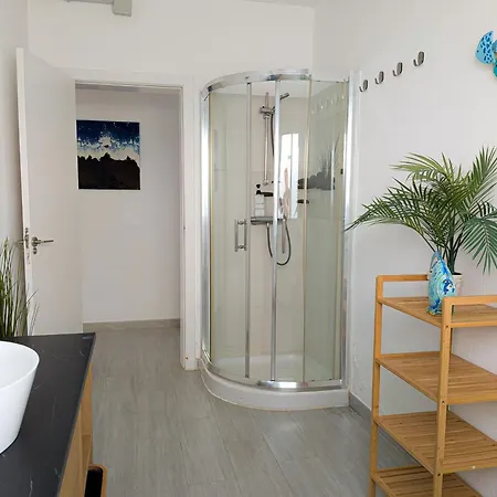 Apartment Volkkanrentals Casa Lila Seafront House Guatiza