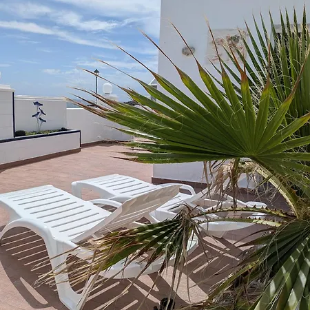 Volkkanrentals Casa Lila Seafront House Guatiza